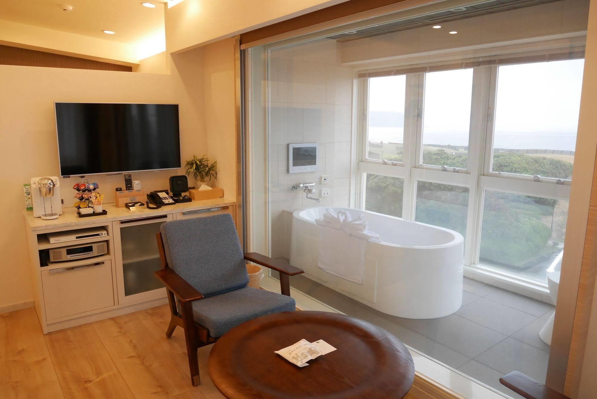 บรีธ โฮเต็ล Hotel Katase  ภายนอก รูปภาพ